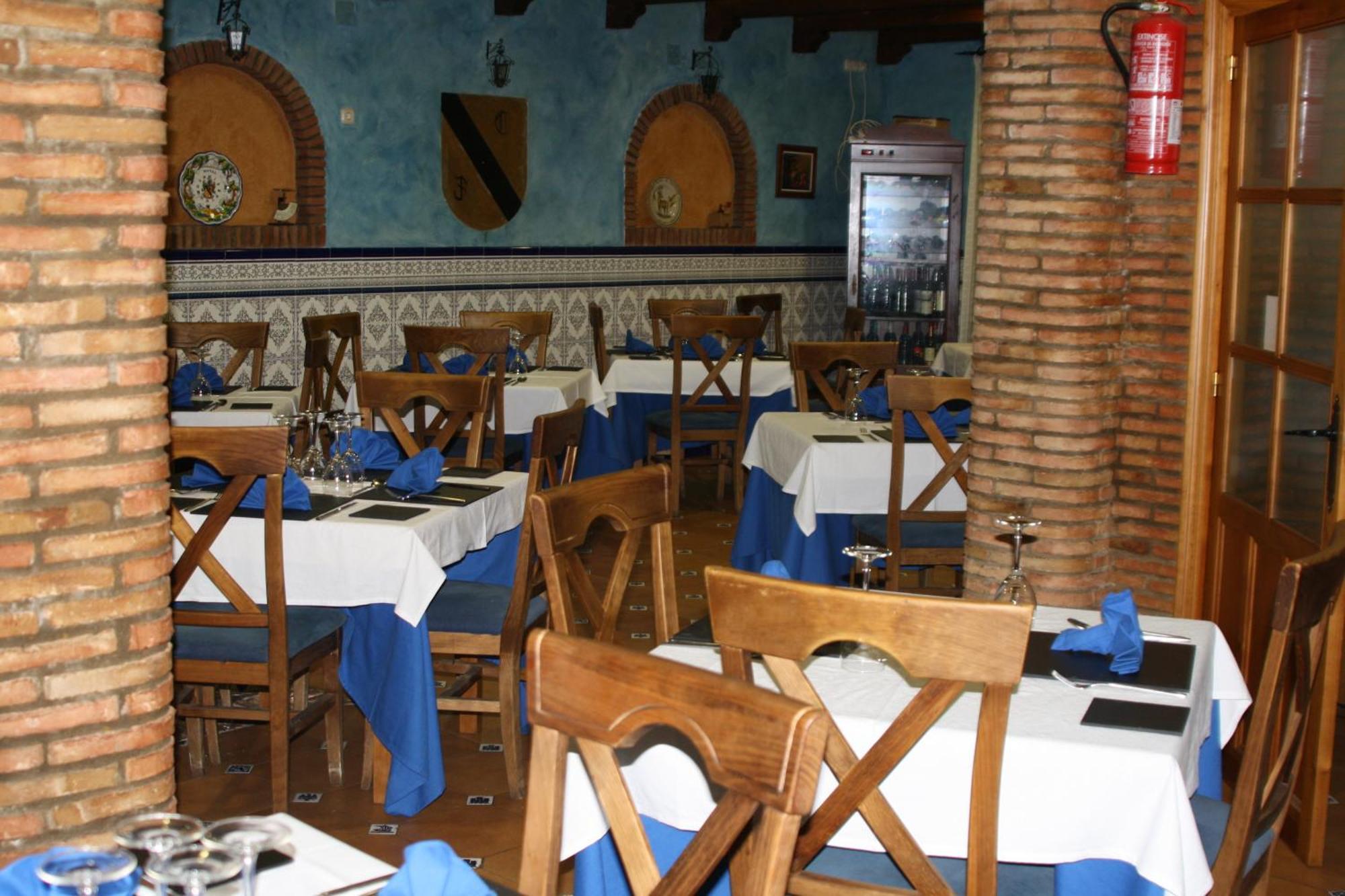 Hotel Carvajal Torrejón el Rubio Exteriör bild